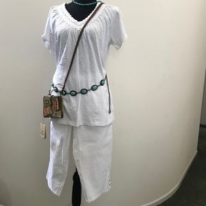 Croft & Barrow capri mid-rise pants